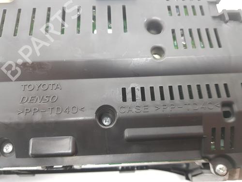 Instrument cluster TOYOTA AVENSIS Saloon (_T25_) 2.2 D-4D (ADT251_, ADT251R) | BP11843590C47 