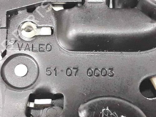 Tailgate lock LAND ROVER RANGE ROVER SPORT I (L320) 2.7 D 4x4 | BP5806776C101 