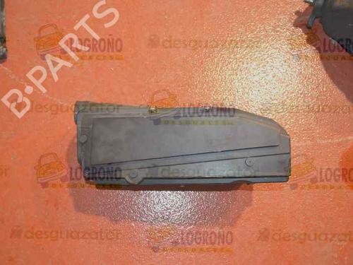 Used Air filter box MERCEDES-BENZ C-CLASS (W203) C 220 CDI (203.008) (150 hp) 14126259