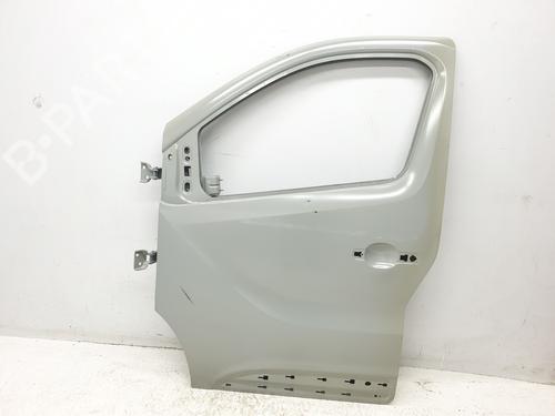 Used Left front door RENAULT TRAFIC III Bus (JG_) [2014-2025]  21003448