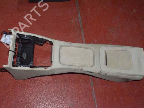 Console centrale BMW 3 Coupe (E92) 320 d (177 hp) 11683272