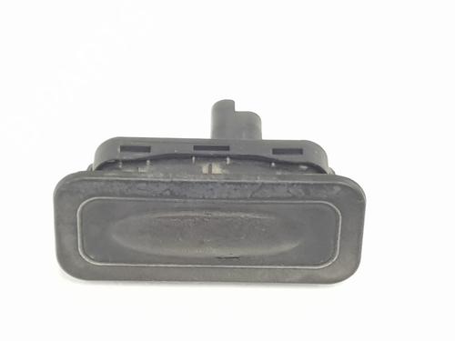 Used Tailgate handle RENAULT CAPTUR I (J5_, H5_) 1.5 dCi 90 (J5N4, J5M5, J5MW, J5M6, J5AL, J5AJ) (90 hp) 29942123