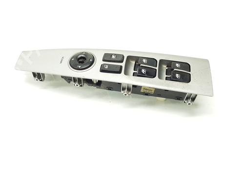 Used Left front window switch HYUNDAI SANTA FÉ II (CM) 2.2 CRDi 4x4 (155 hp) 32320433