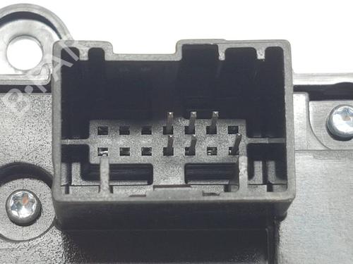 Switch JAGUAR XE (X760) | BP38751791I30 - Image 3