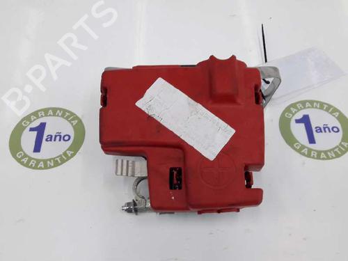 Used Fuse box NISSAN NV400 Van (X62, X62B) dCi 110 (110 hp) 4877062