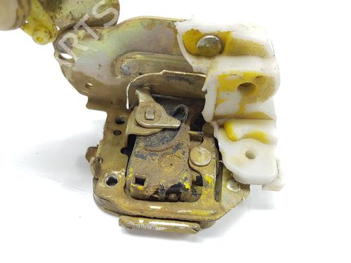 Tailgate lock NISSAN TERRANO II (R20) 2.7 TDi 4WD | BP17728010C101 