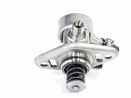 Used Injection pump VW GOLF VII (5G1, BQ1, BE1, BE2) 1.2 TSI (110 hp) 30682248