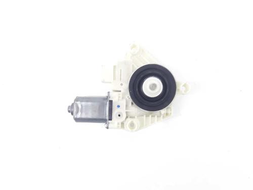 Right front window motor MERCEDES-BENZ C-CLASS (W205) C 220 BlueTEC / d (205.002, 205.004) | BP6915613E20 
