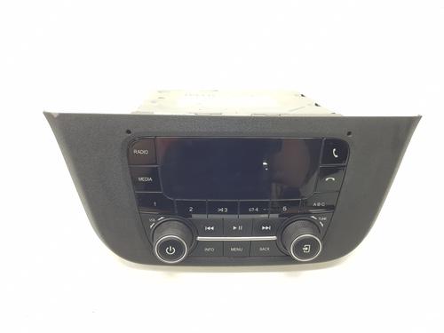 Bilradio Bilradio IVECO DAILY VI Van 33S14, 35S14 (136 hp) 34266899 34266899