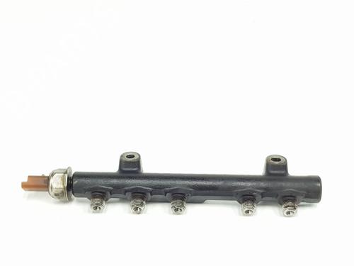 injection-rail-ford-transit-courier-b460-mpv-2014-36355377 main image