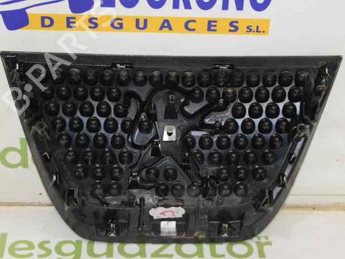 Grille PEUGEOT 3008 I MPV (0U_) 1.6 HDi 115 / BlueHDi 115 | BP1452344C40 