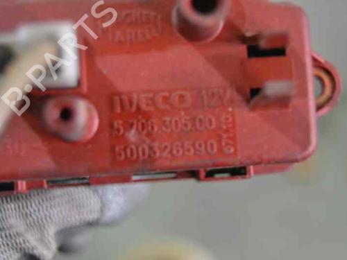 Heater resistor IVECO DAILY III Van 35 C 12 V, 35 S 12 V (AGKA43A2, AGKB43A2, AGKB46A2,... | BP11656760M108 