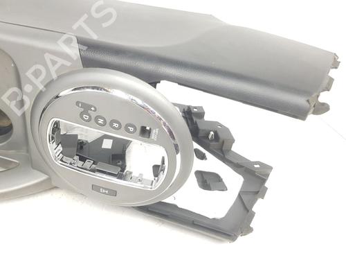 Armrest / Center console KIA SPORTAGE III (SL) 2.0 CRDi AWD | BP9645315I20 