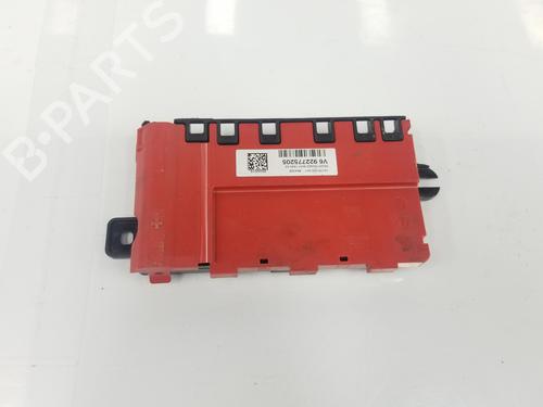 Used Fuse box BMW 4 Gran Coupe (F36) 420 d (190 hp) 10562163