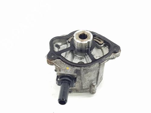 Used Vacuum pump MERCEDES-BENZ SPRINTER 4,6-t Van (B906) 416 CDI (906.653, 906.655, 906.657, 906.633, 906.635,... (163 hp) 25997423