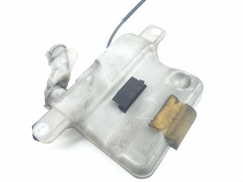 Windscreen washer tank TOYOTA LAND CRUISER 90 (_J9_) 3.0 TD (KZJ90_, KZJ95_, KZJ90R, KZJ95R, KZJ90W, KZJ95W) | BP17683282C113 