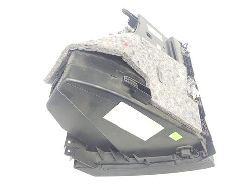 Guantera MERCEDES-BENZ GLA-CLASS (X156) GLA 200 CDI / d (156.908) | BP21073220C95