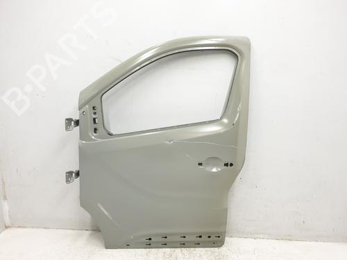 Used Left front door RENAULT TRAFIC III Bus (JG_) [2014-2025]  21003705