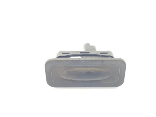Used Tailgate handle RENAULT SCÉNIC II (JM0/1_) 1.9 dCi (JM0G, JM12, JM1G, JM2C) (120 hp) 15670796
