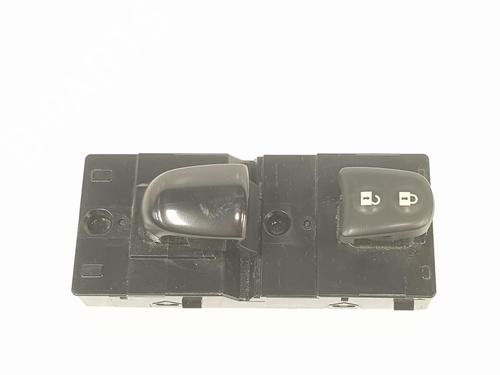Used Right front window switch NISSAN PULSAR Hatchback (C13) 1.5 dCi (110 hp) 17863836