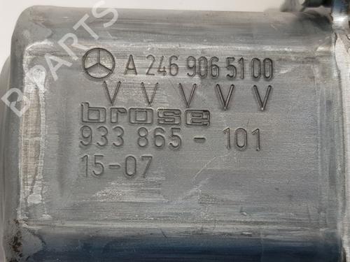 Left front window motor MERCEDES-BENZ GLA-CLASS (X156) GLA 200 CDI / d (156.908) | BP20198301E21 