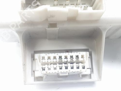 Fuse box TOYOTA LAND CRUISER PRADO (_J12_) 3.0 D-4D (KDJ120, KDJ125) | BP17217464E1 