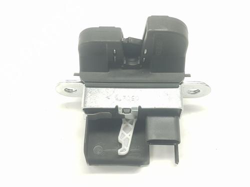 Bagklap lås VW GOLF VII (5G1, BQ1, BE1, BE2) 1.6 TDI (110 hp) 10257931