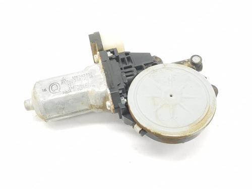 Right rear window motor MITSUBISHI L200 / TRITON (KA_T, KB_T) 2.5 DI-D 4WD (KB4T) | BP15616685E22 