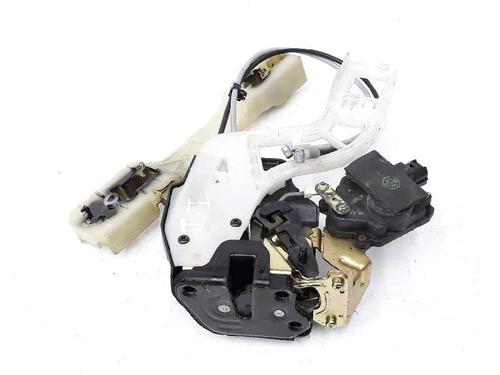 Rear left lock KIA SPORTAGE II (JE_, KM_) 2.0 CRDi 4WD | BP3661101C100