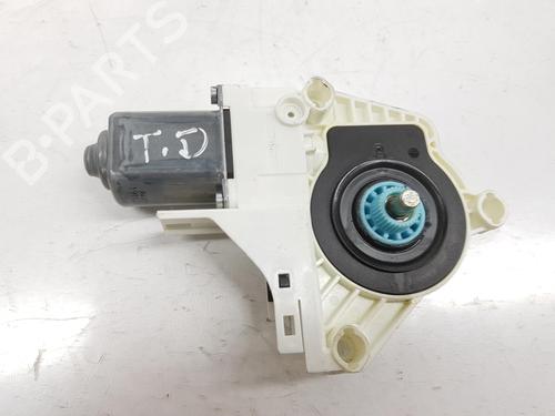 Right rear window motor AUDI Q5 (8RB) 3.0 TDI quattro | BP11966496E22 