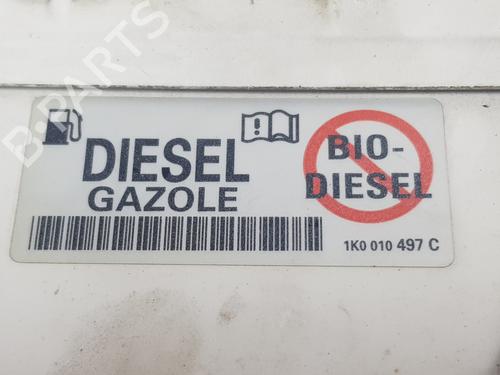 Tanklokket VW TRANSPORTER T5 Bus (7HB, 7HJ, 7EB, 7EJ) 2.0 TDI | BP30682186C131 