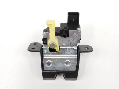 Used Tailgate lock HYUNDAI KONA (OS, OSE, OSI) 1.0 T-GDi (120 hp) 13698956