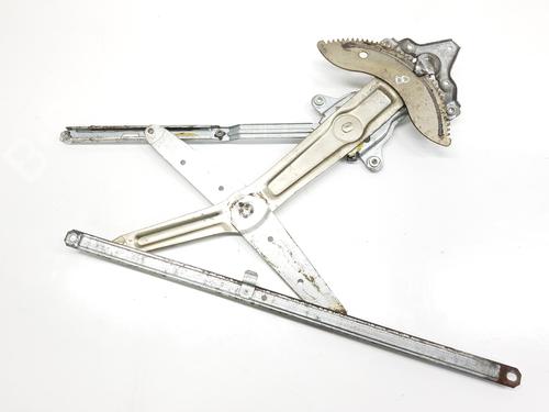 Vindusheismekanisme høyre foran TOYOTA LAND CRUISER 90 (_J9_) 3.0 TD (KZJ90_, KZJ95_, KZJ90R, KZJ95R, KZJ90W, KZJ95W) (125 hp) 31173914