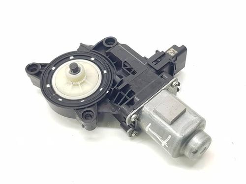 Left front window motor HYUNDAI i30 (PDE, PD, PDEN) 2.0 N | BP39029875E21 - Image 2