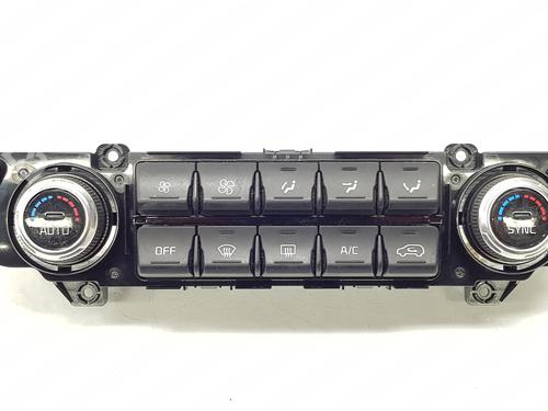 Commande Chauffage Commande Chauffage KIA SPORTAGE IV (QL, QLE) 1.6 CRDi (136 hp) 34471587 34471587