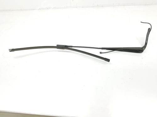 Used Front windshield wiper arm VW CRAFTER 30-50 Van (2E_) 2.5 TDI (136 hp) 11353623