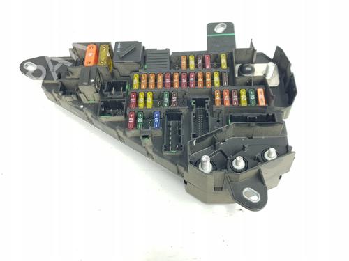 Used Fuse box BMW 5 Touring (E61) 525 d (177 hp) 11743431