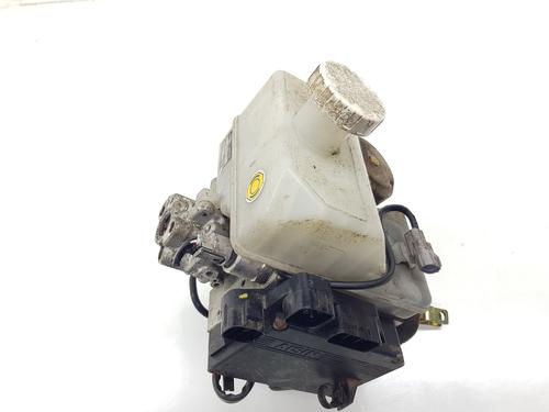 Used ABS pump MITSUBISHI PAJERO III (V7_W, V6_W) [1999-2007]  32778639