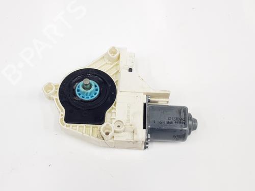 Used Right rear window motor AUDI Q5 (8RB) 2.0 TDI (143 hp) 24973320