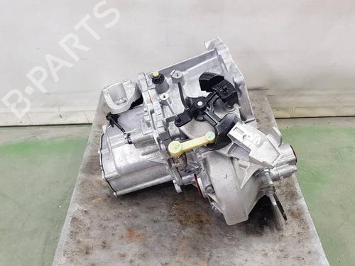 Gearbox OPEL CORSA F (P2JO) 1.2 (68) | BP39249283M3 - Image 2