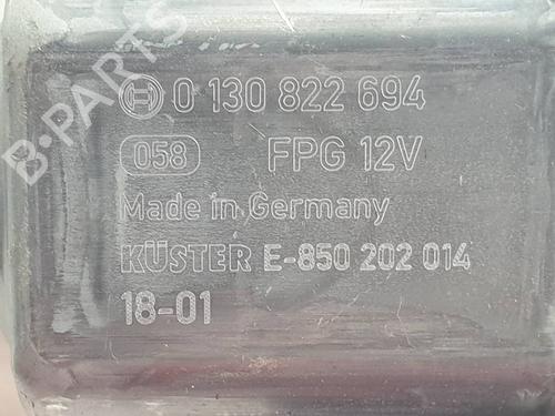 Right rear window motor VW T-ROC (A11, D11) | BP39599304E22 - Image 4