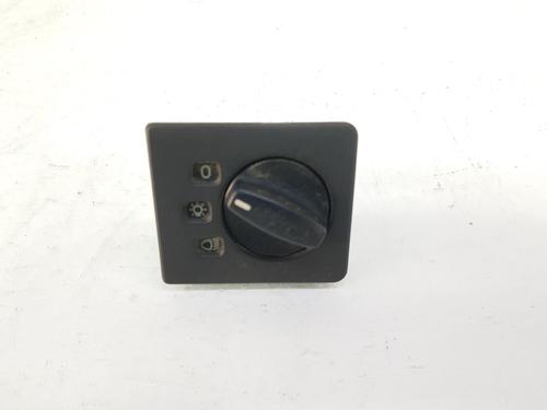 Used Headlight switch CITROËN JUMPER I Van (230L) 2.5 TDi (107 hp) 9072125
