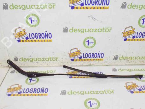 Used Front windshield wiper arm BMW 1 (E87) 118 d (143 hp) 7895204