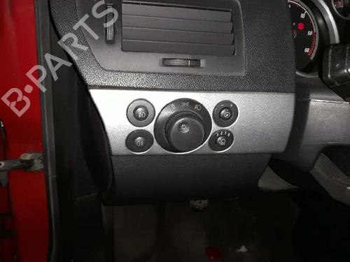 Poignée extérieure avant gauche OPEL ASTRA H GTC (A04) 1.9 CDTI (L08) | BP7895519C128 