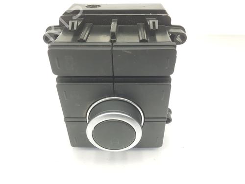 Switch LAND ROVER RANGE ROVER SPORT II (L494) 3.0 SDV6 4x4 | BP14097707I30 