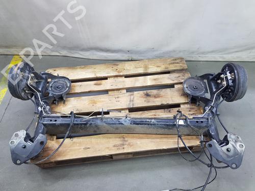 Used Rear axle DACIA DOKKER Box Body/MPV 1.5 dCi (FEAJ) (90 hp) 30487192