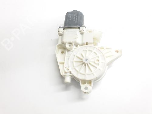 Rudehejsemotor forskærm venstre MERCEDES-BENZ A-CLASS (W176) A 200 CDI / d (176.008) | BP29731708E21 