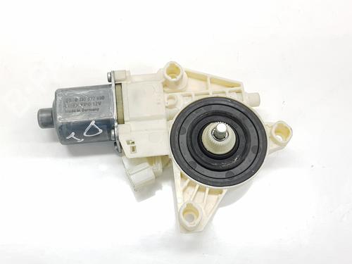 Left front window motor MERCEDES-BENZ GLA-CLASS (X156) GLA 200 CDI / d (156.908) | BP20198301E21 