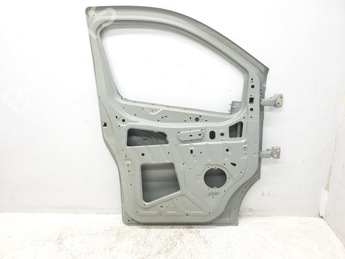 Left front door RENAULT TRAFIC III Bus (JG_)  | BP21003923C2 