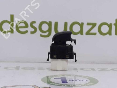 Used Right front window switch MITSUBISHI PAJERO III (V7_W, V6_W) 3.2 Di-D (V68W) (160 hp) 1327072